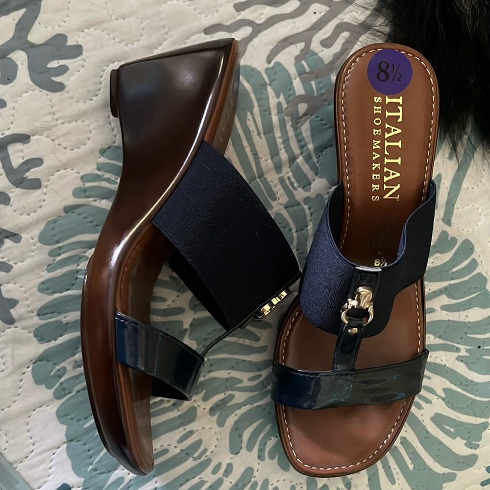 Italian shoe makers (heels) - navy blue straps, soft brown cushion, size 8 1/2